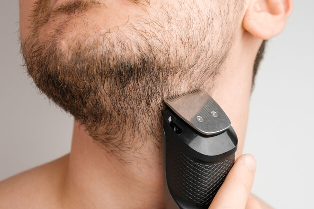 皮肤护理男人用电动剃须刀刮胡子和脖子剃刀早上好常规修剪用剪子剪胡子胡须修剪男性