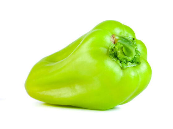铃铛新鲜的白蔬菜上的青椒胡椒食物闪亮