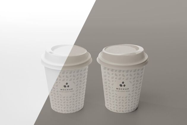 咖啡杯桌上有咖啡模型的塑料杯咖啡塑料杯模型