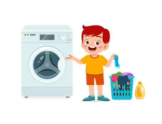 家务快乐可爱的孩子用洗衣机洗衣服家务家务水