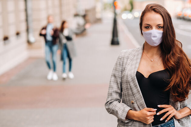 口罩Covid-19和空气污染pm2.5概念防护冠状病毒流行病