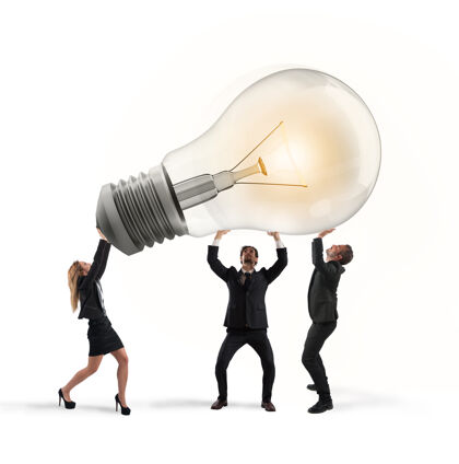 大商业人士持有一个新的想法和公司启动灯泡的概念商人男人启动
