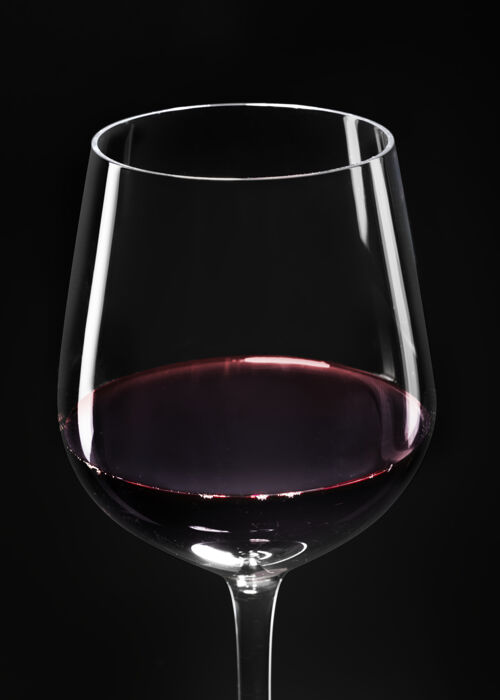 酒杯黑底红酒酒杯红酒葡萄酒酒精饮料