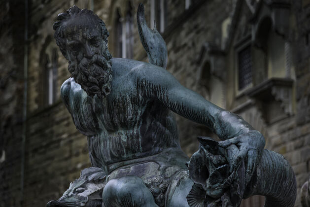 历史白天 意大利佛罗伦萨海王星喷泉的雕像特写镜头著名雕塑古代