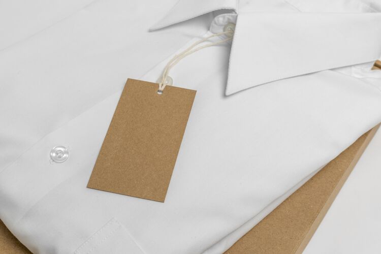 衬衫环保价格标签和正式衬衫纸袋？模型纺织品零浪费价格标签