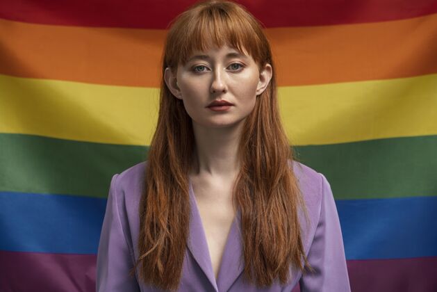同性恋自豪骄傲日美丽的红发女人宽容同性恋自由
