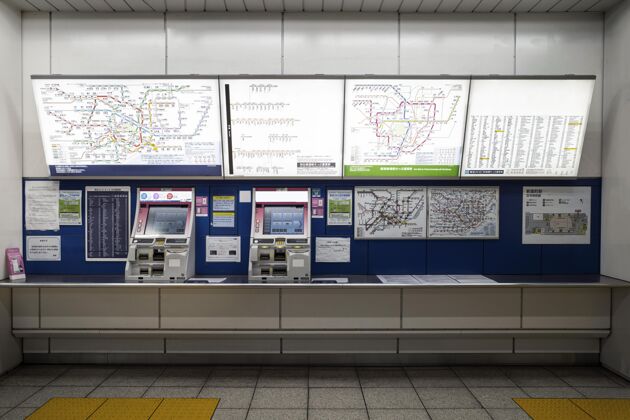 城市交通日本地铁系统乘客信息显示屏城市日本信息