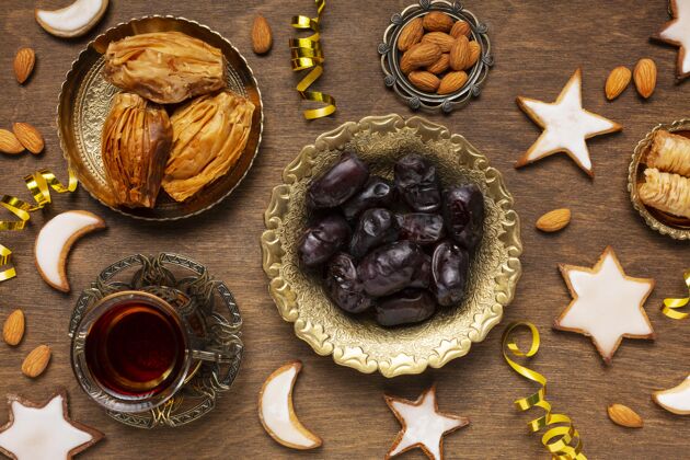 伊斯兰新年传统食物和茶的伊斯兰新年装饰茶顶视图