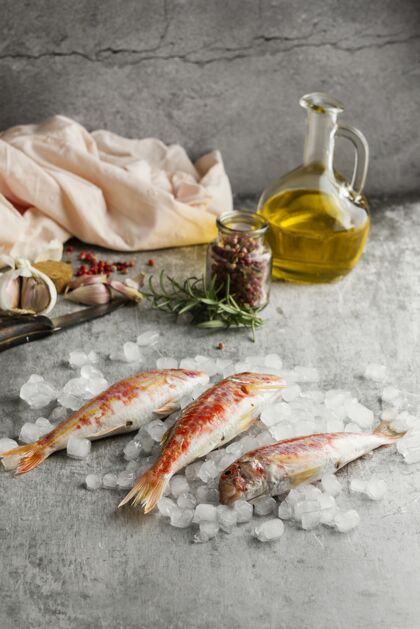 厨房生鱼创意布置食物营养食物