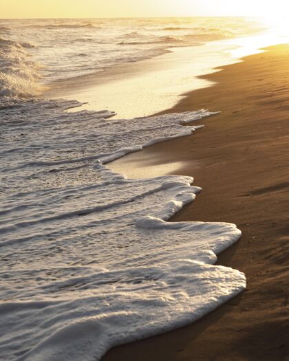 大气海滩沙滩紧挨着宁静的海洋自然海洋白天