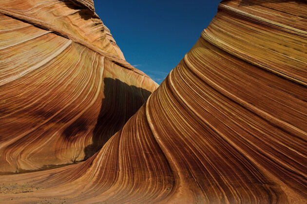 岩石波砂岩岩层在亚利桑那州 美国地标表面悬崖