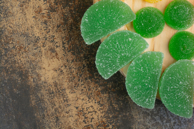 美味绿色糖甜果酱木盘高品质的照片糖果冻食物