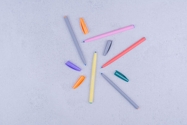 素描用于曼荼罗着色或制作的多色线性铅笔工艺学习实用