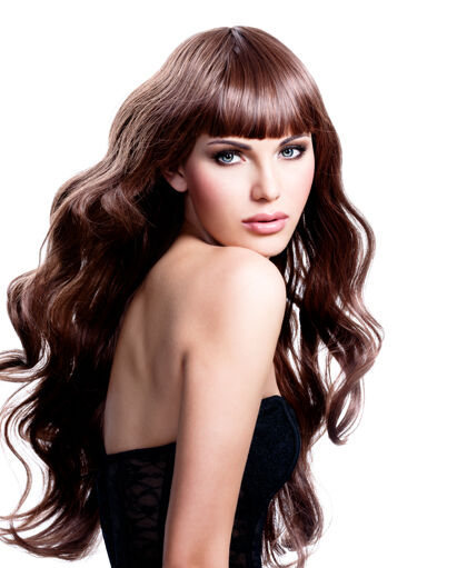 漂亮漂亮的年轻女子 棕色的长发 漂亮的模特造型黑发光泽年轻