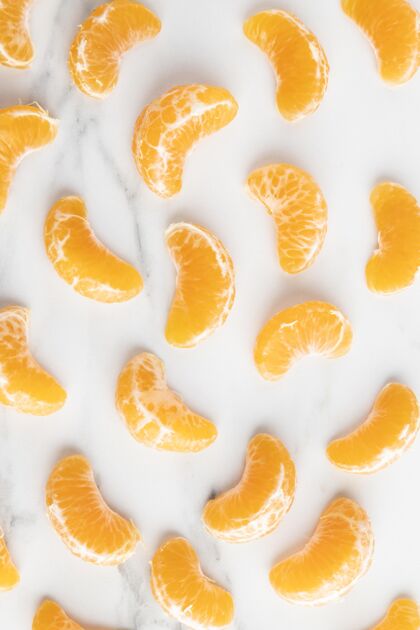 垂直橙色切片的顶视图美味美食橙子