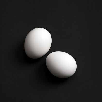 简单两个鸡蛋的顶视图顶视图鸡蛋抽象