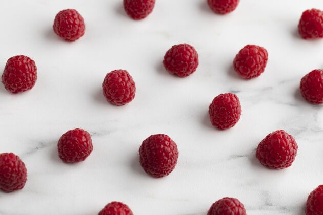 覆盆子高角度的树莓美食水果可口