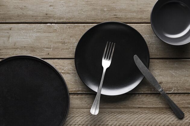 叉带刀叉的餐具俯视图盘子餐具平铺